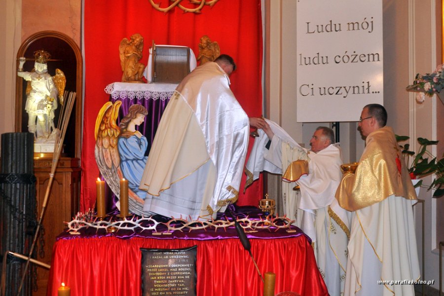 76 Procesja do ciemnicy.jpg